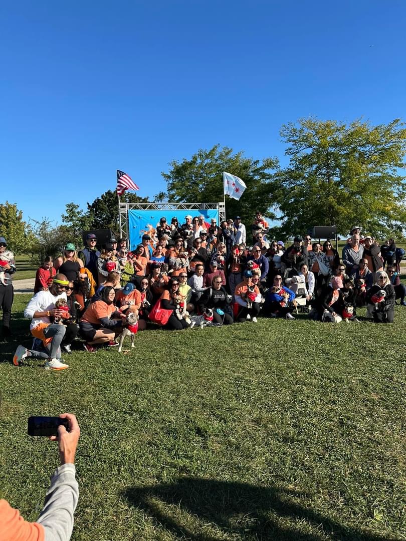 PAWS Alumni Gather For a Group Shot at the PAWS 5K 2024!